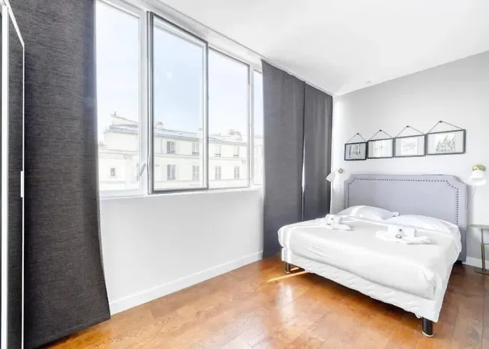 Huge And Bright 4bd For 10 Guests Sacre-coeur Appartement *