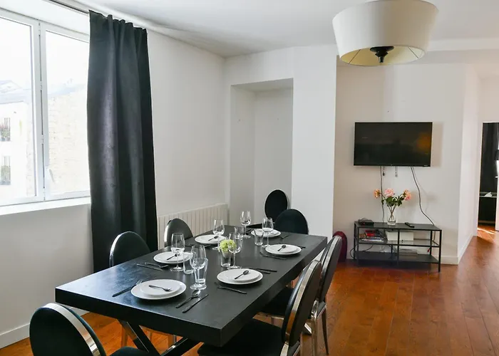 Huge And Bright 4bd For 10 Guests Sacre-coeur Appartement *