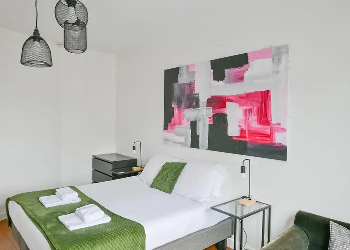 Huge And Bright 4bd For 10 Guests Sacre-coeur * Parijs
