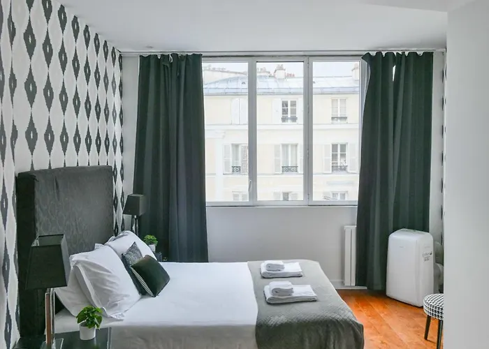 Huge And Bright 4bd For 10 Guests Sacre-coeur Appartement