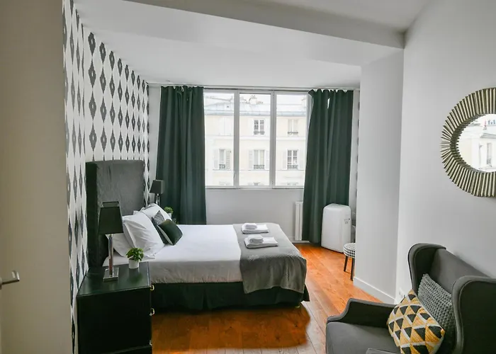 Huge And Bright 4bd For 10 Guests Sacre-coeur
