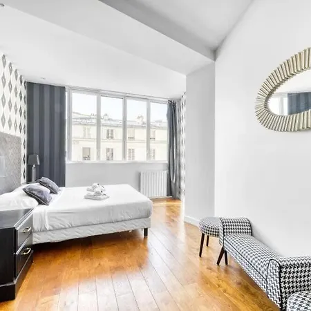 Huge And Bright 4bd For 10 Guests Sacre-coeur Apartamento París