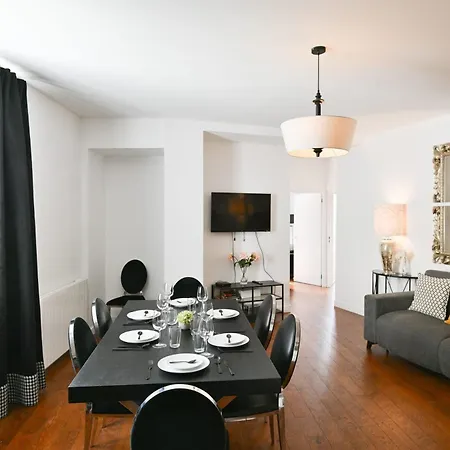 Huge And Bright 4bd For 10 Guests Sacre-coeur Apartment Paris