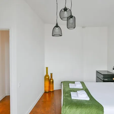 Huge And Bright 4bd For 10 Guests Sacre-coeur Apartment