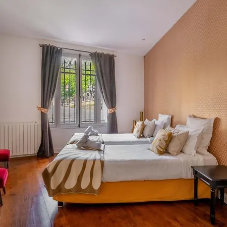 Huge And Bright 4bd For 10 Guests Sacre-coeur Lägenhet