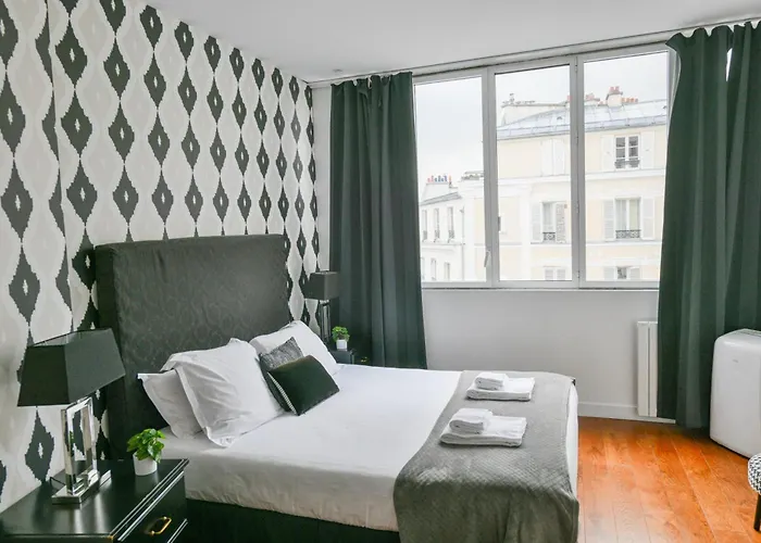 Huge And Bright 4bd For 10 Guests Sacre-coeur * Paris