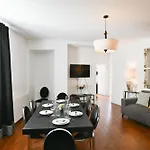 Huge And Bright 4bd For 10 Guests Sacre-coeur Apartment Paris