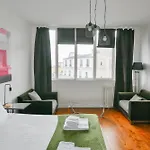 Huge And Bright 4bd For 10 Guests Sacre-coeur Apartment Paris