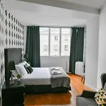 Huge And Bright 4bd For 10 Guests Sacre-coeur