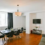 Huge And Bright 4bd For 10 Guests Sacre-coeur Apartment *