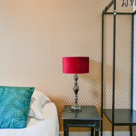 Huge And Bright 4bd For 10 Guests Sacre-coeur Paris